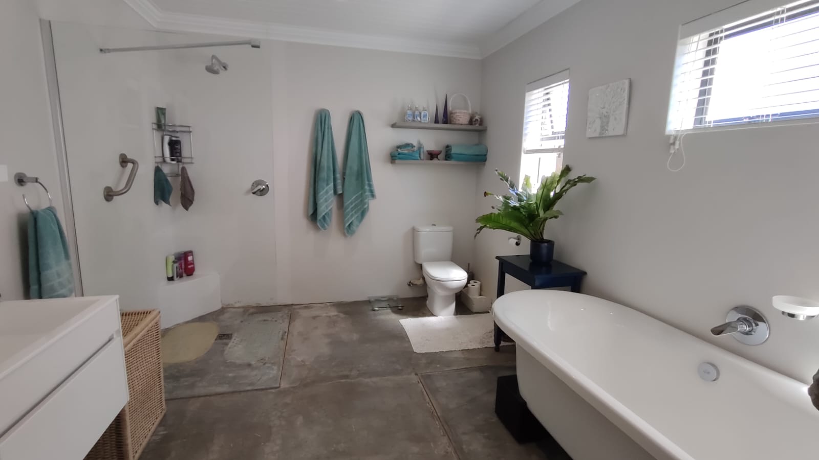 3 Bedroom Property for Sale in Stilbaai Wes Western Cape